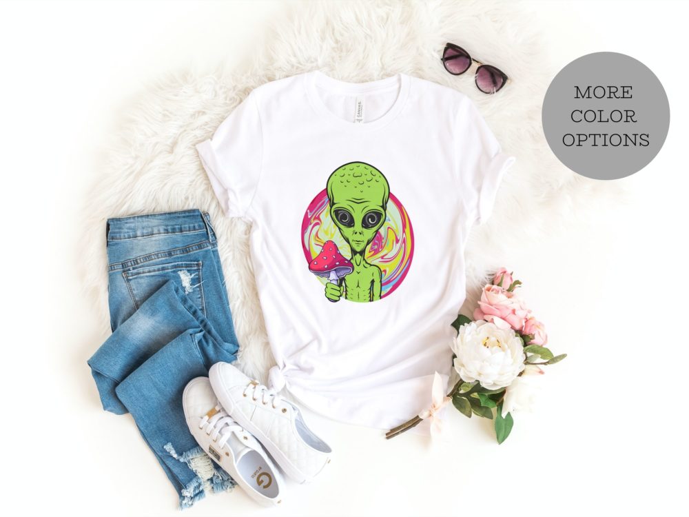 Alien and magic mushrooms psychedelic shirt